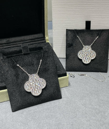[Lucky Star]CLOVER 25MM LARGE PENDANT DIAMOND PAVED SILVER NECKLACE