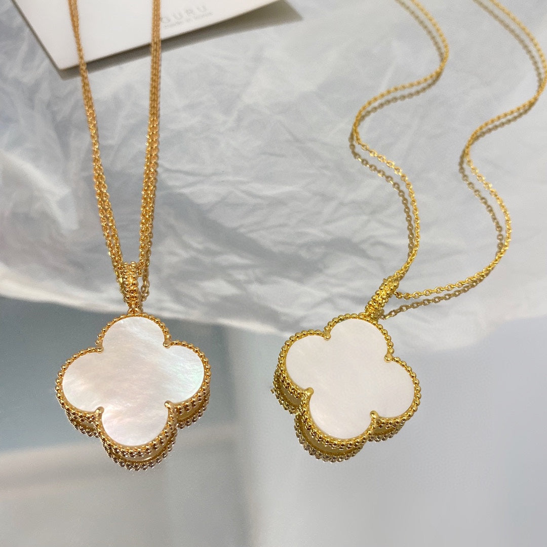 [Lucky Star]CLOVER 25MM MOP LARGE PENDANT NECKLACE