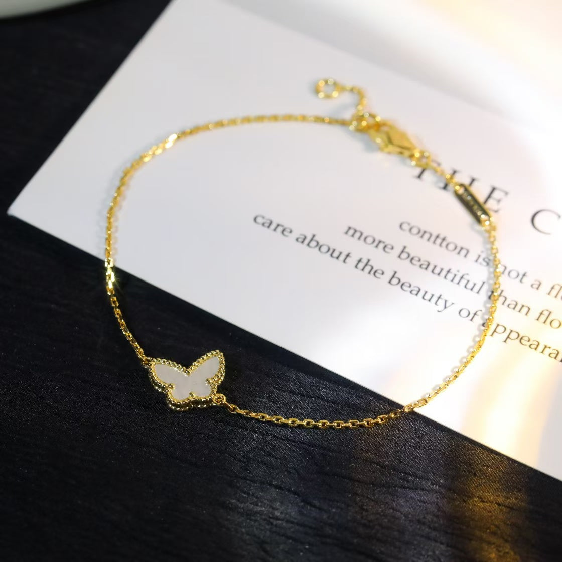 [Lucky Star]BUTTERFLY MOTHER OF PEARL BUTTERFLY BRACELET