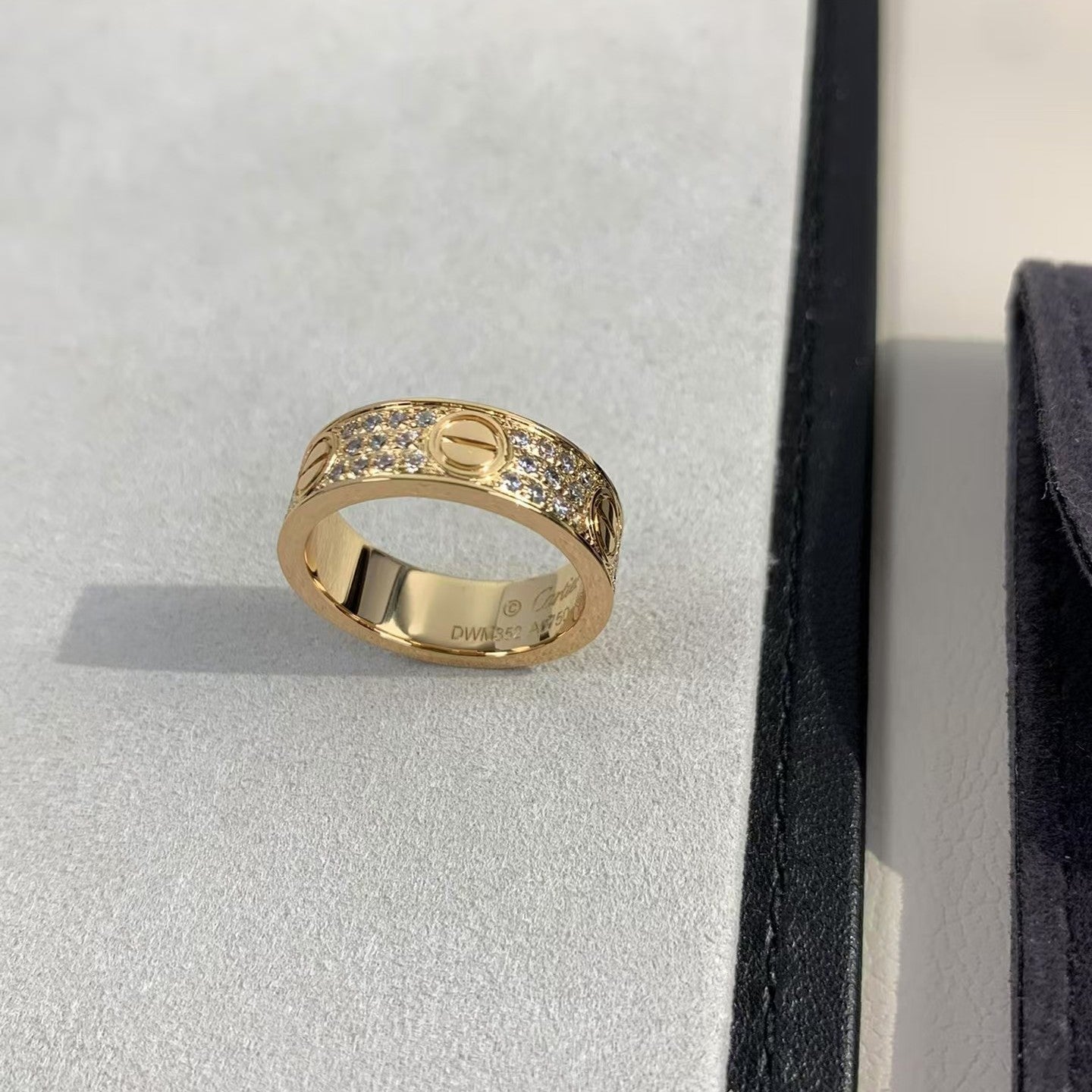 [Lucky Star]LOVE RING 5.5MM DIAMONDS PAVED