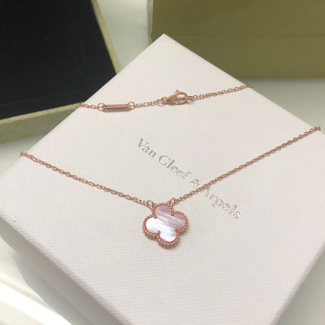 [Lucky Star]CLOVER 15MM PINK MOTHER-OF-PEARL NECKLACE