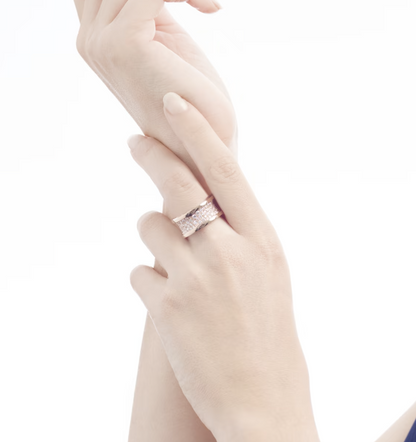 [Lucky Star]ZERO 1 WITH PAVED DIAMONDS ON THE SPIRAL RING