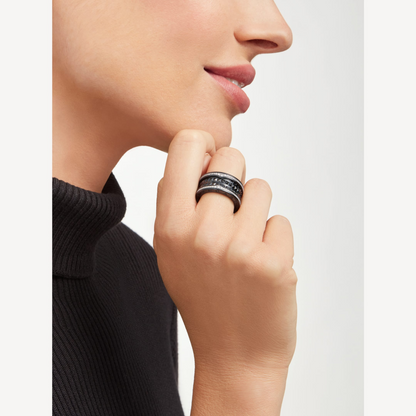 [Lucky Star]ZERO 1 ROCK FOUR-BAND BLACK CERAMIC WITH STUDDED SPIRAL AND PAVED DIAMONDS RING
