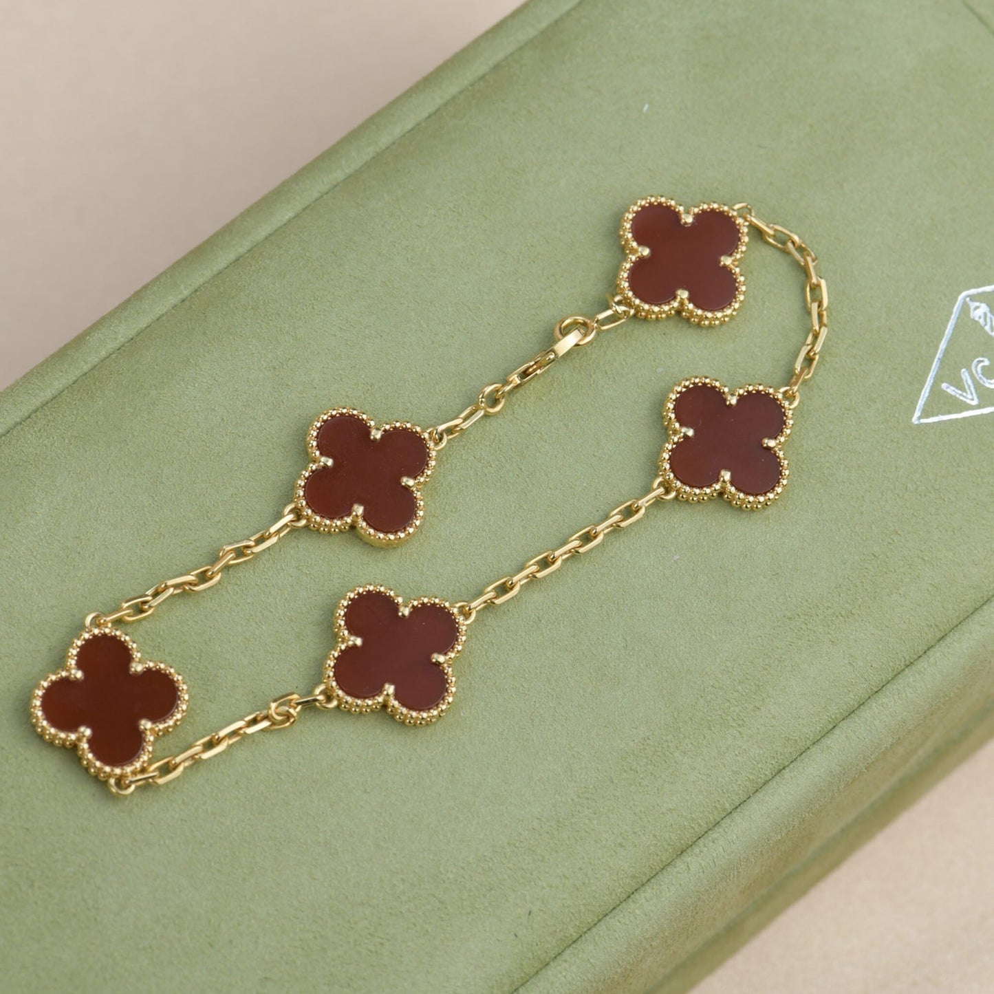 [Lucky Star]CLOVER 5 MOTIFS RED AGATE  BRACELET