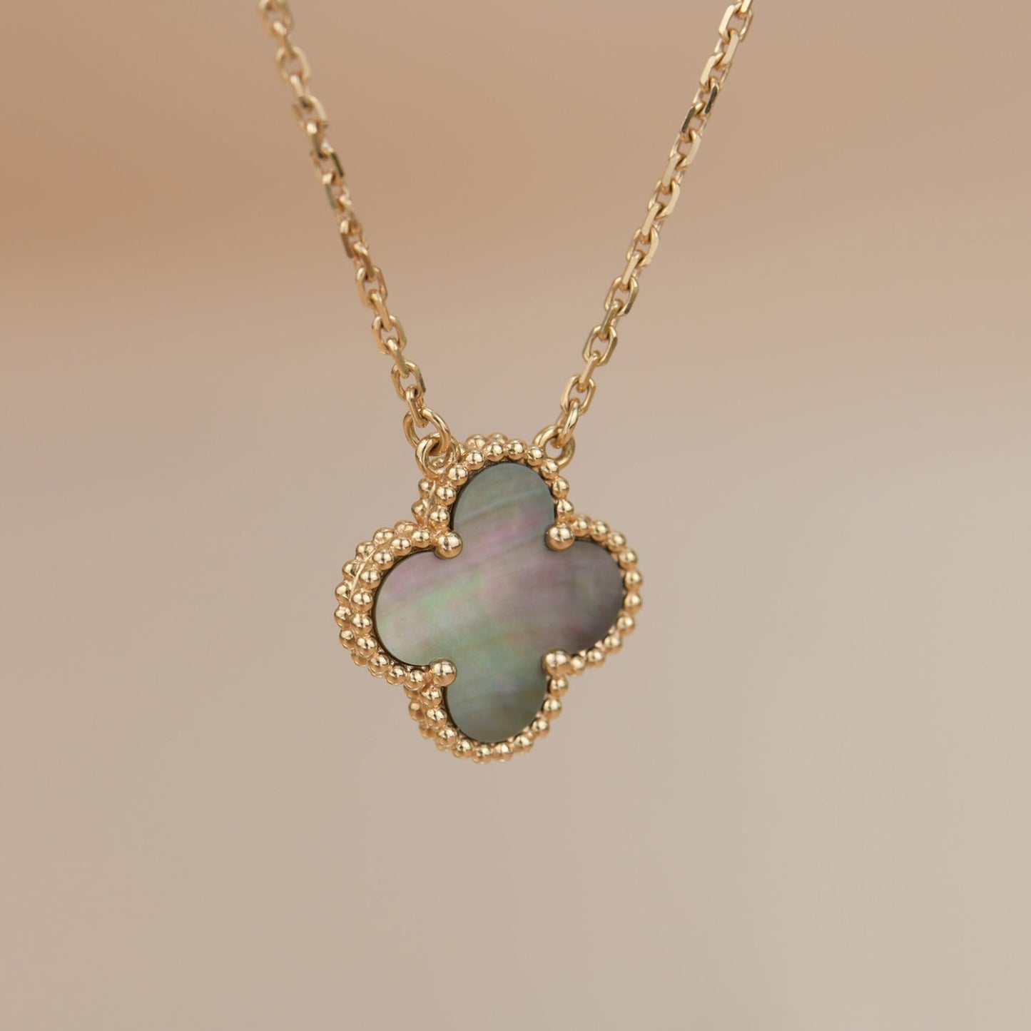 [Lucky Star]CLOVER 15MM  GRAY MOTHER OF PEARL NECKLACE