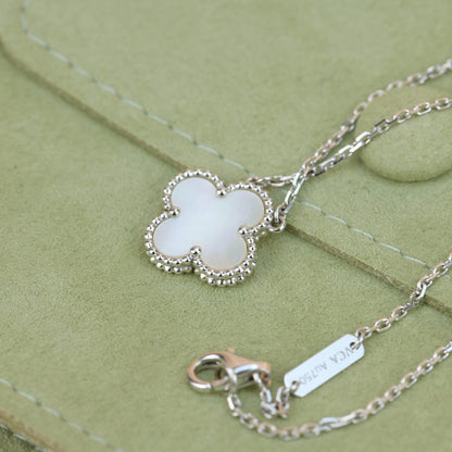 [Lucky Star]CLOVER  15MM WHITE MOTHER-OF-PEARL SILVER