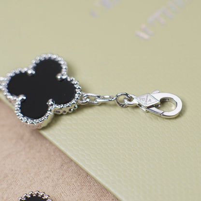[Lucky Star]CLOVER 5 MOTIF ONYXS  BRACELET SILVER