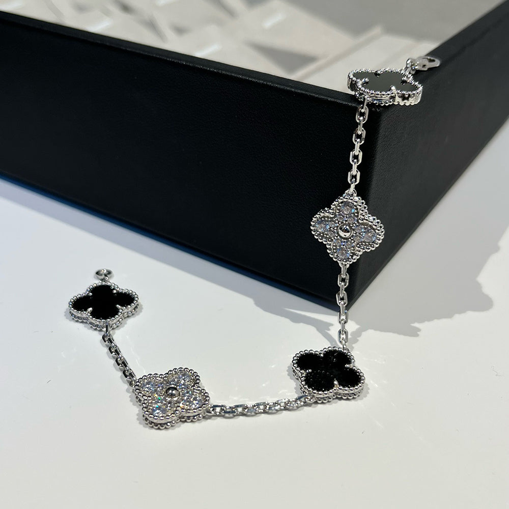 [Lucky Star]CLOVER 5 MOTIF ONYXS DIAMOND BRACELET SILVER