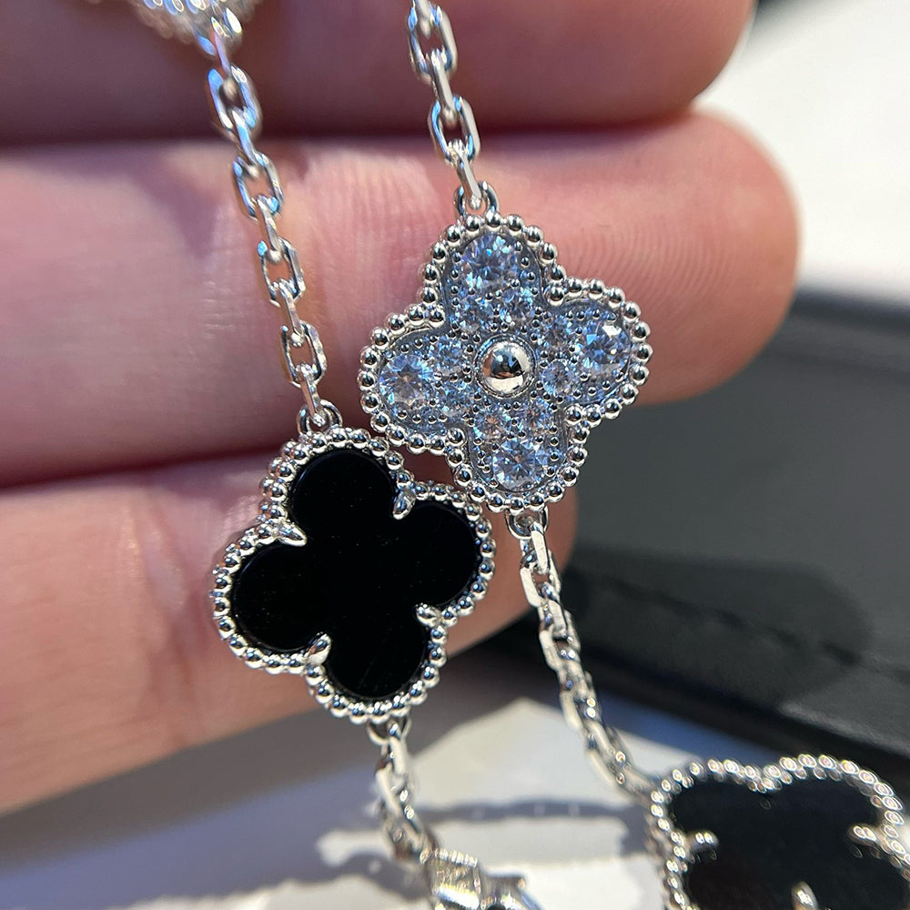 [Lucky Star]CLOVER 5 MOTIF ONYXS DIAMOND BRACELET SILVER