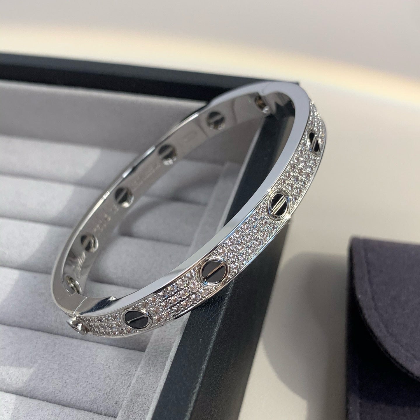 [Lucky Star]LOVE BRACELET 6.1MM DIAMOND-PAVED CERAMIC