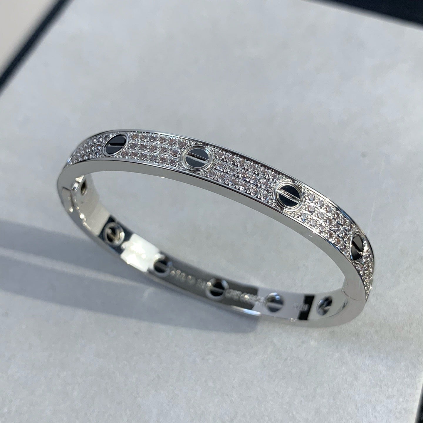 [Lucky Star]LOVE BRACELET 6.1MM DIAMOND-PAVED CERAMIC