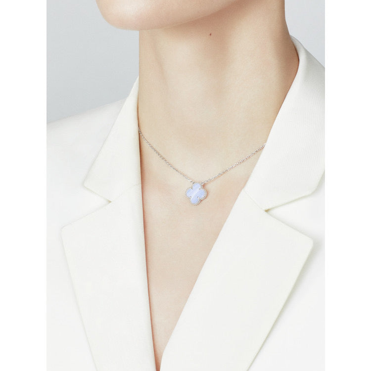 [Lucky Star]CLOVER 15MM BLUE CHALCEDONY NECKLACE SILVER