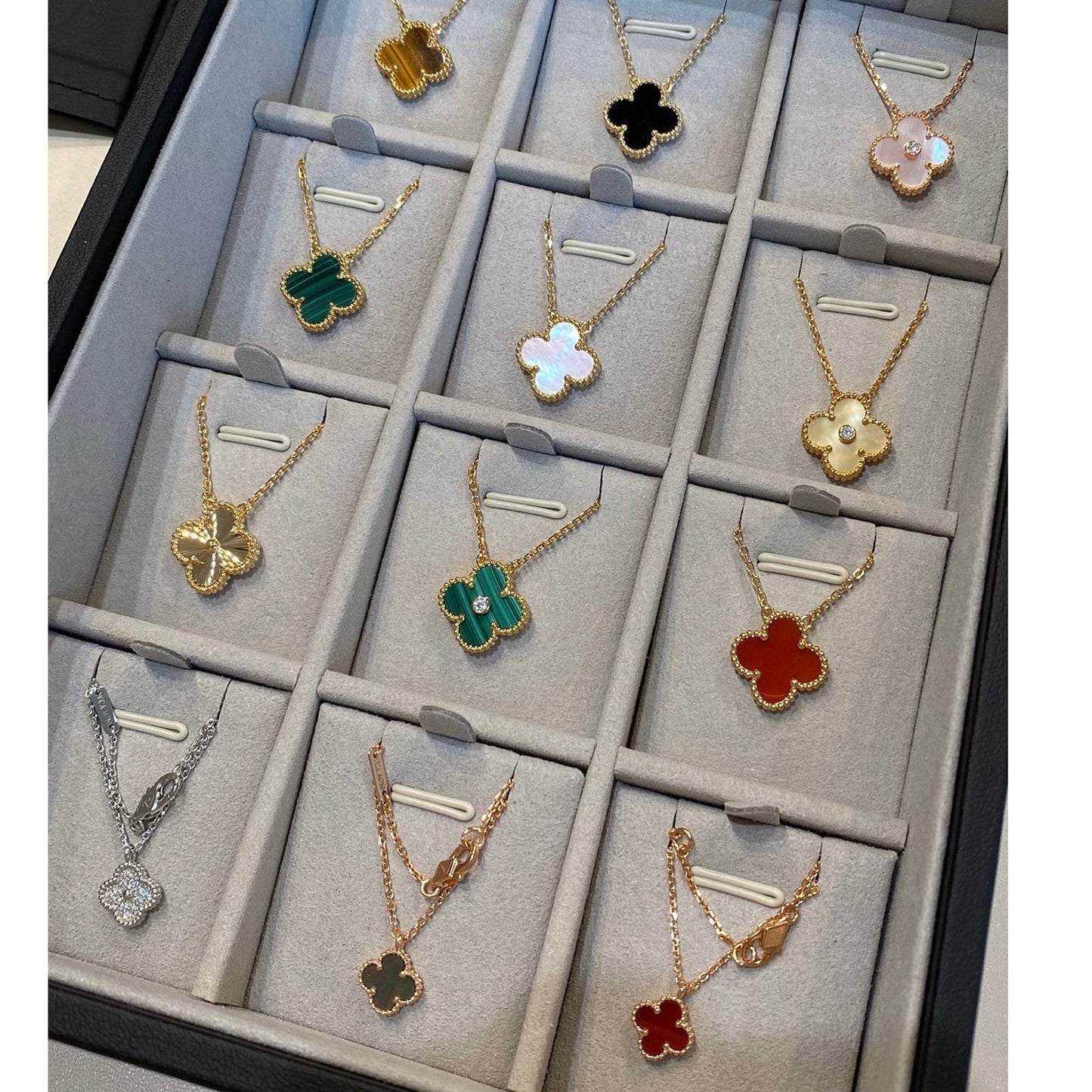[Lucky Star]CLOVER 15MM MALACHITE SINGLE FLOWER  NECKLACE