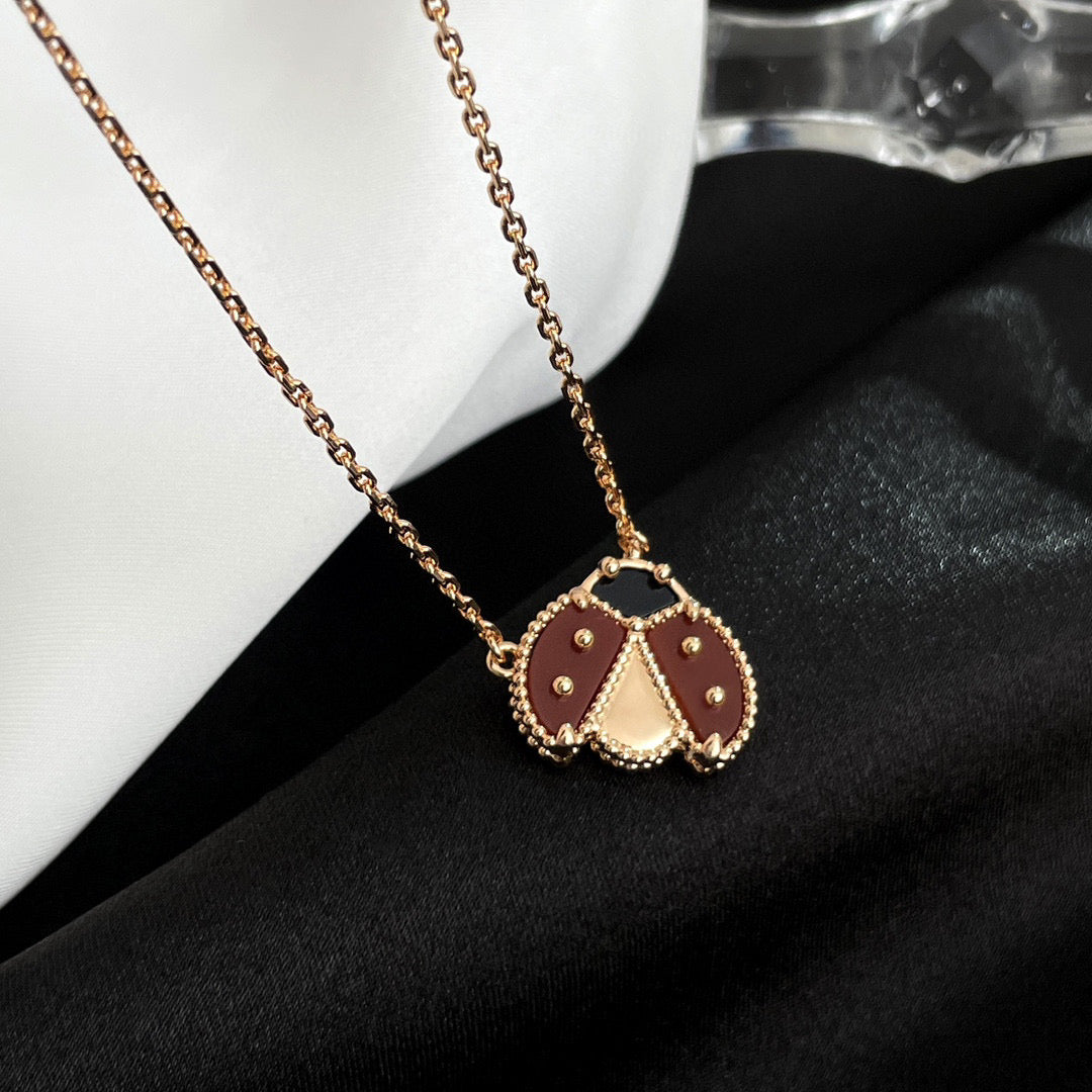 [Lucky Star]LUCKY  CARNELIANS LADYBUG NECKLACE