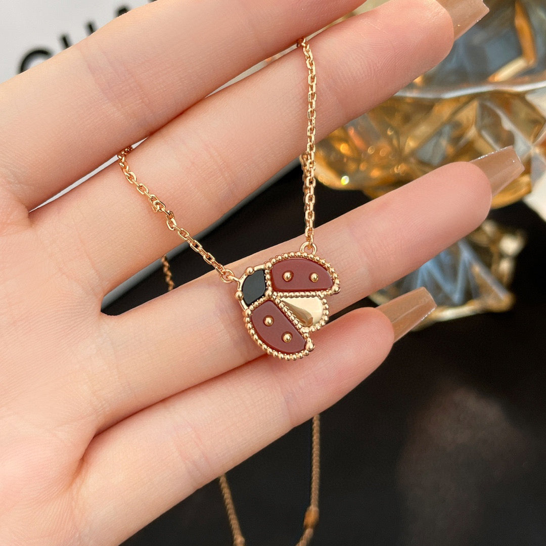 [Lucky Star]LUCKY  CARNELIANS LADYBUG NECKLACE