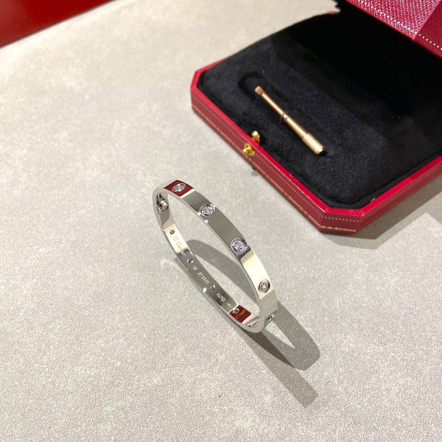 [Lucky Star]LOVE BRACELET 6.1MM 10 DIAMONDS