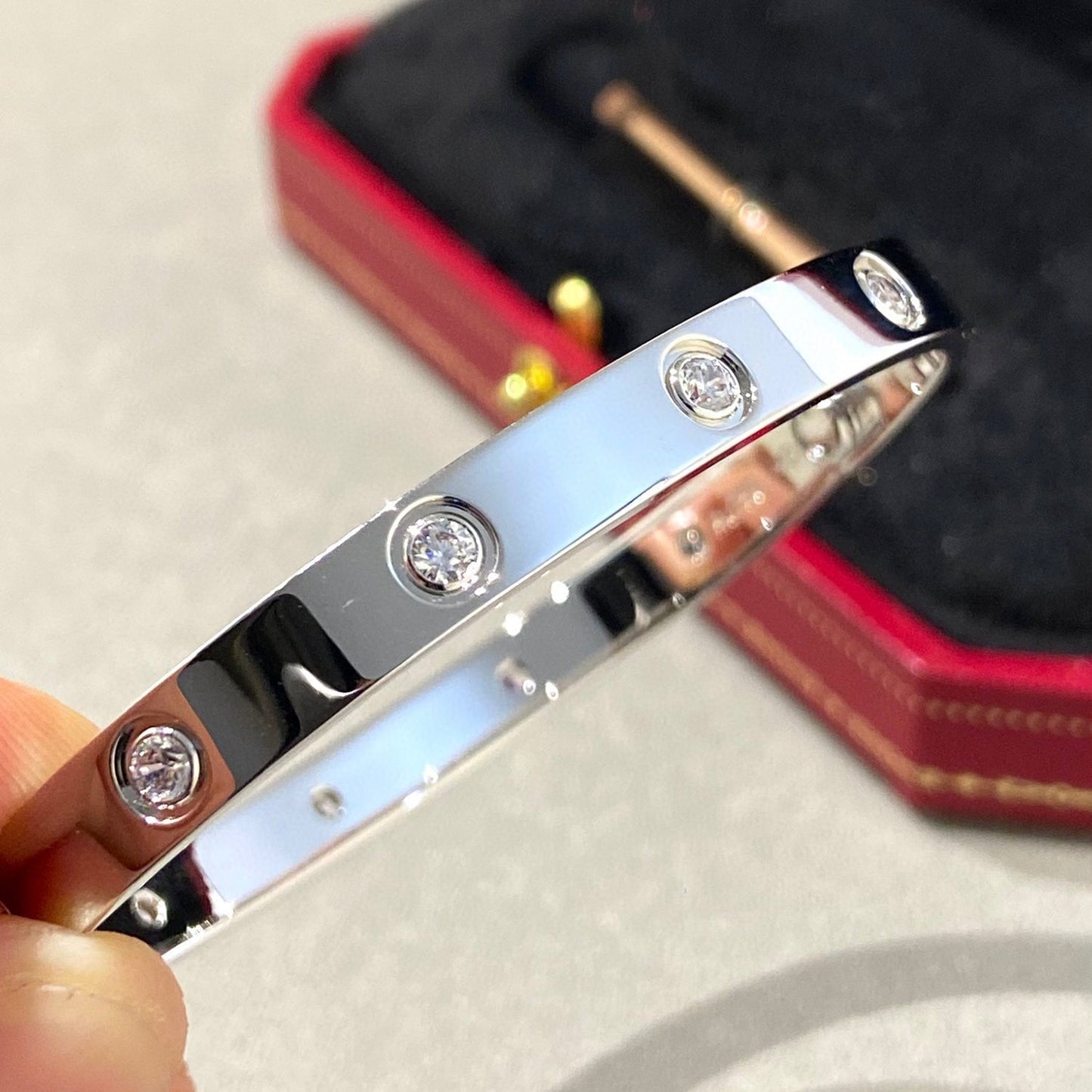 [Lucky Star]LOVE BRACELET 6.1MM 10 DIAMONDS