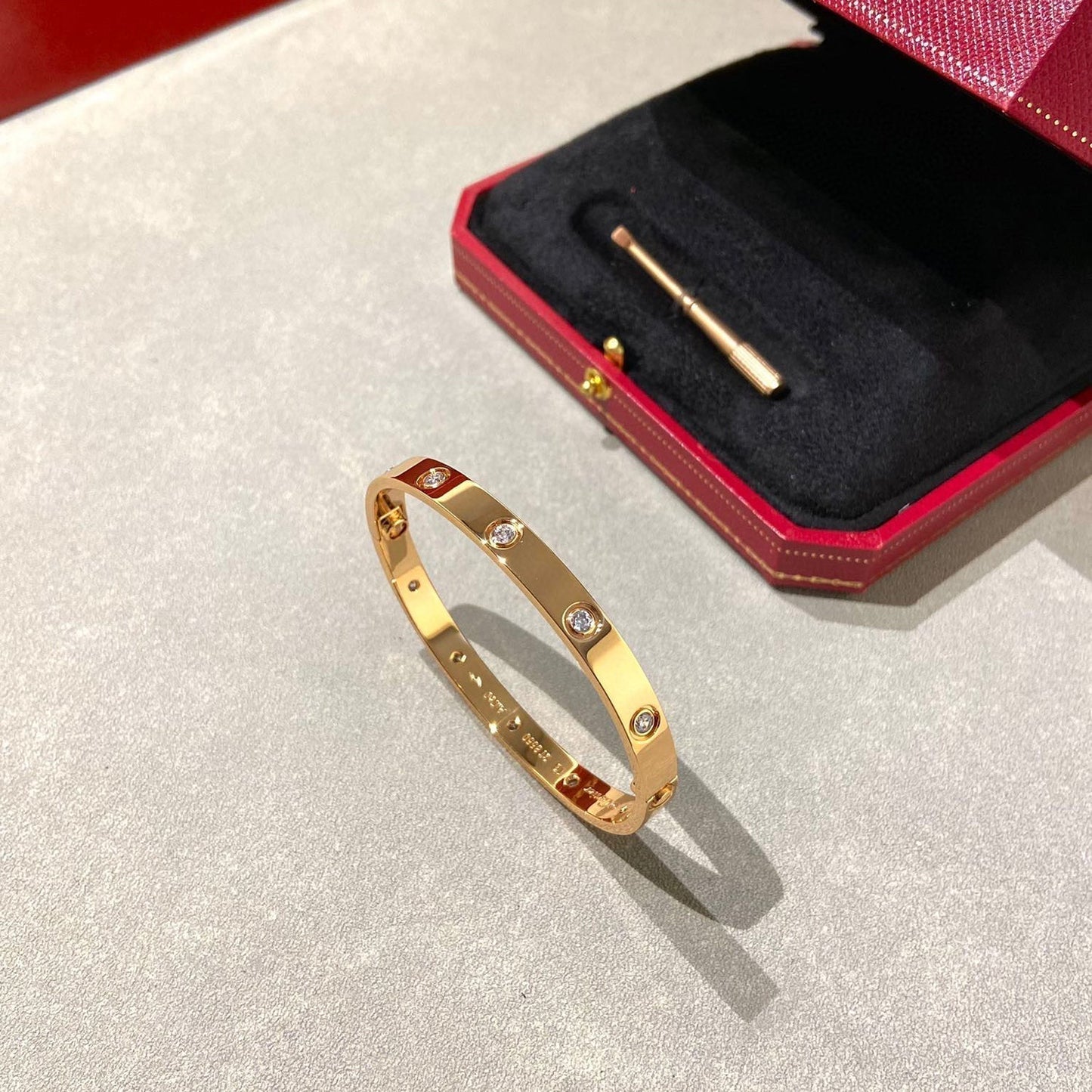 [Lucky Star]LOVE BRACELET 6.1MM 10 DIAMONDS