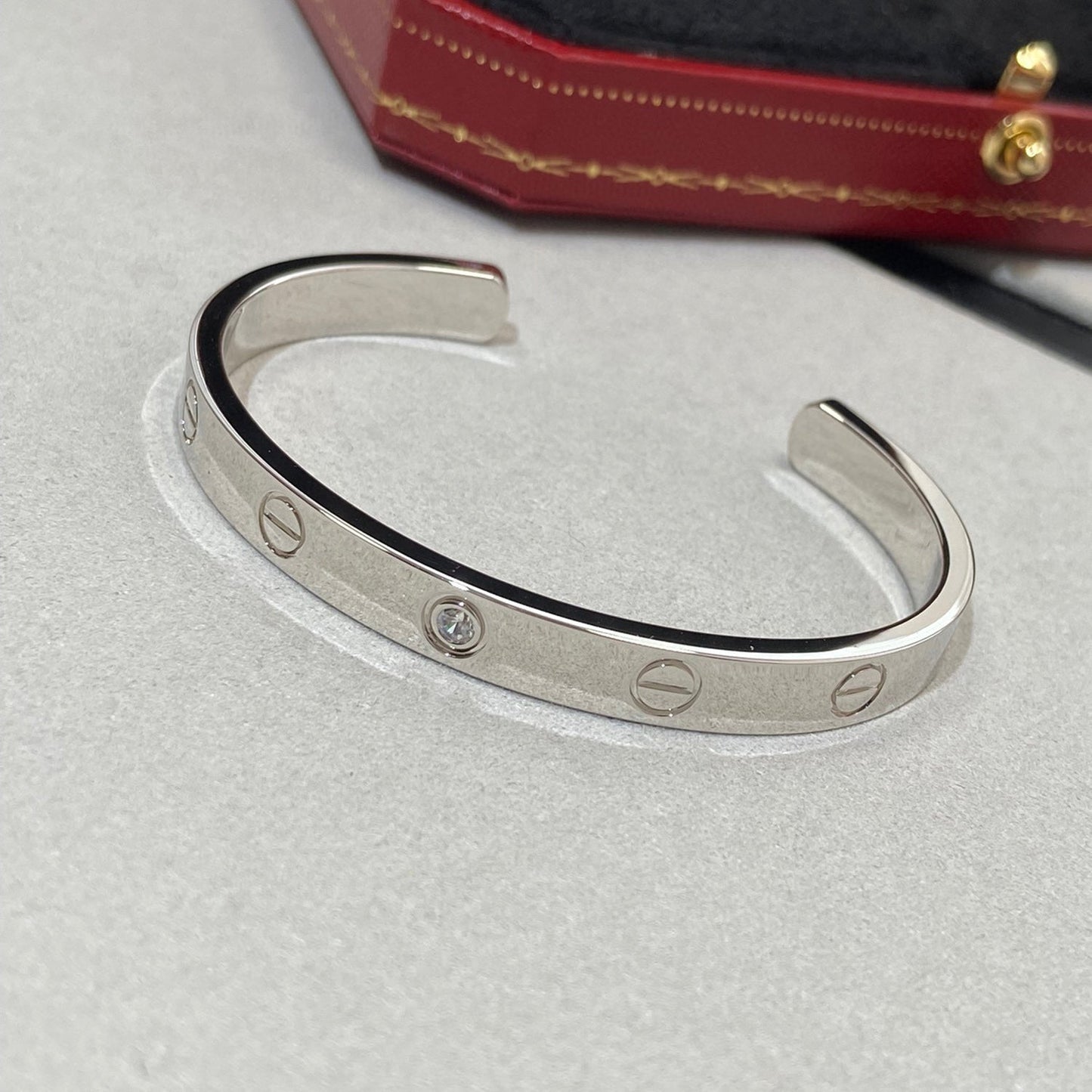 [Lucky Star]LOVE BRACELET 6.1MM 1 DIAMOND OPEN CUFF
