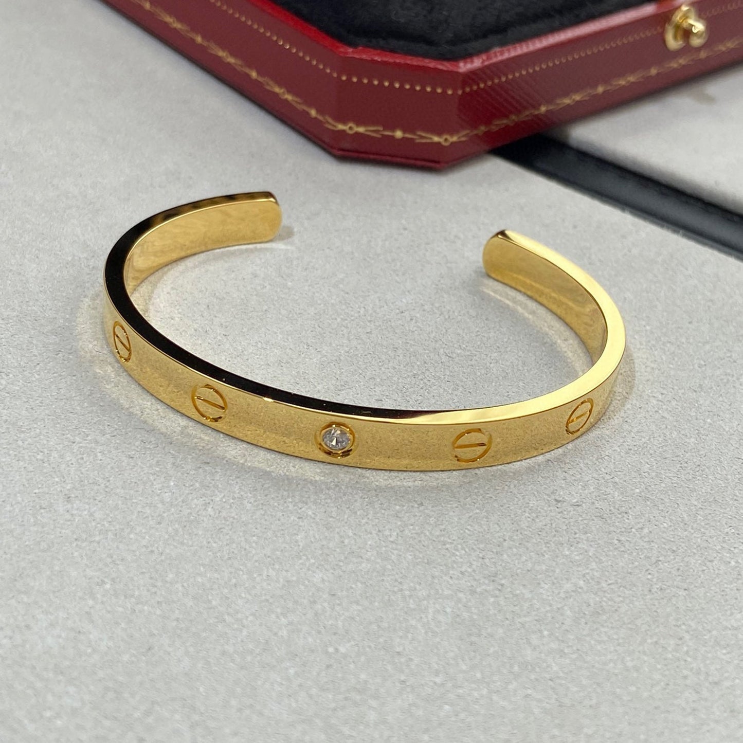 [Lucky Star]LOVE BRACELET 6.1MM 1 DIAMOND OPEN CUFF