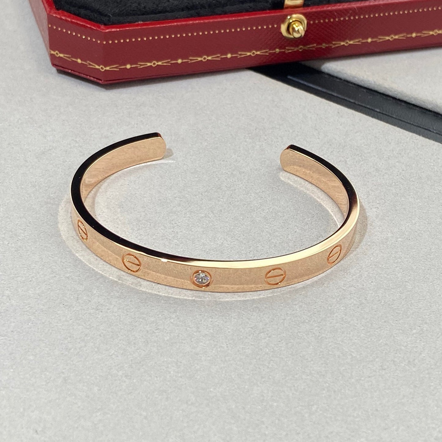 [Lucky Star]LOVE BRACELET 6.1MM 1 DIAMOND OPEN CUFF