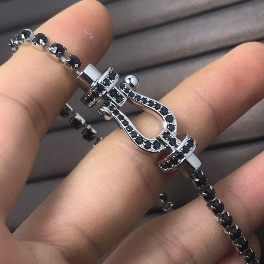 [Lucky Star]FORCE  LARGE HORSESHOE FULL DIAMOND TENNIS BRACELET