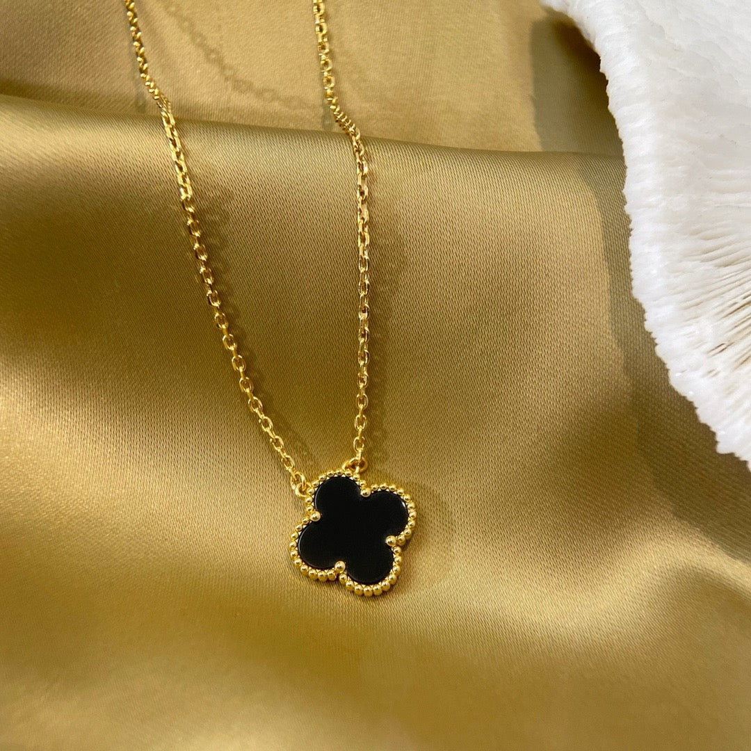 [Lucky Star]CLOVER 15MM BLACK ONYX SINGLE FLOWER NECKLACE