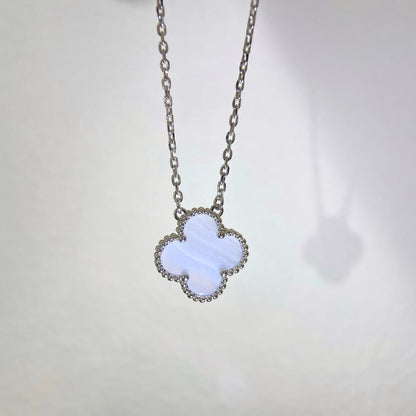[Lucky Star]CLOVER 15MM BLUE CHALCEDONY NECKLACE SILVER