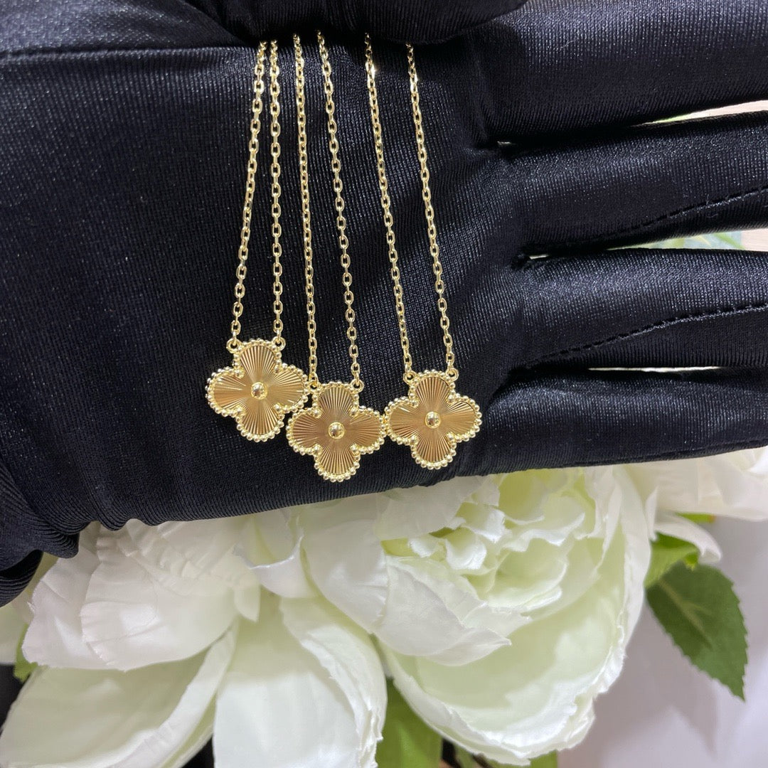 [Lucky Star]CLOVER 15MM LASER NECKLACE