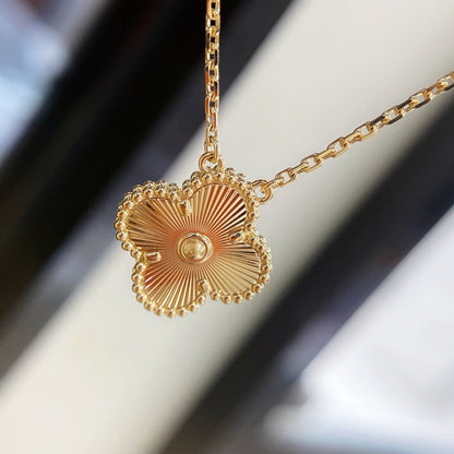 [Lucky Star]CLOVER 15MM LASER NECKLACE