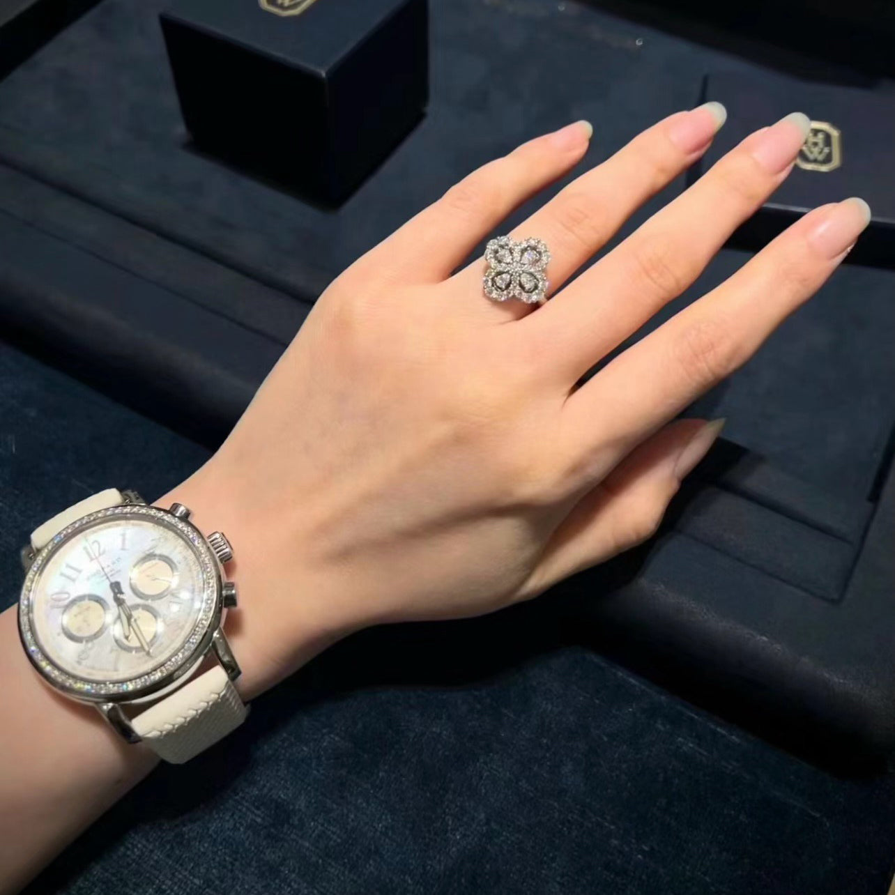 [Lucky Star]LOOP RING FULL MOTIF DIAMOND 16MM SILVE