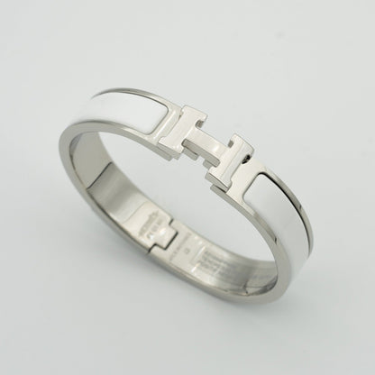 [Lucky Star]H WHITE BRACELET