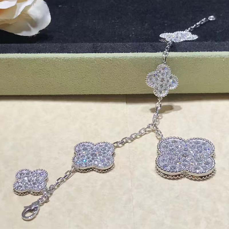 [Lucky Star]CLOVER 6 MOTIFS SILVER DIAMOND BRACELET