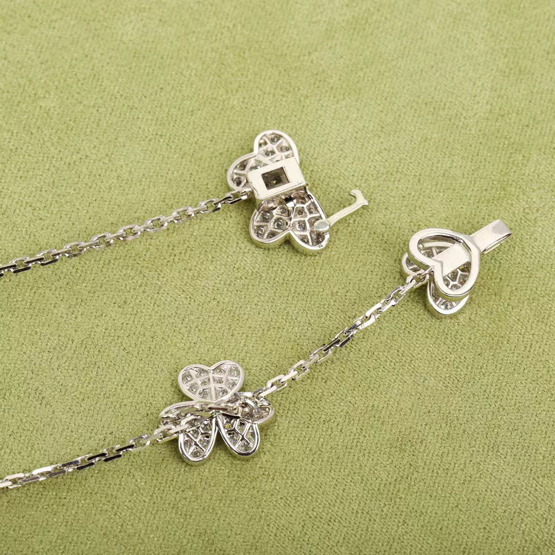 [Lucky Star]FRIVOLE SILVER 9 FLOWERS NECKLACE