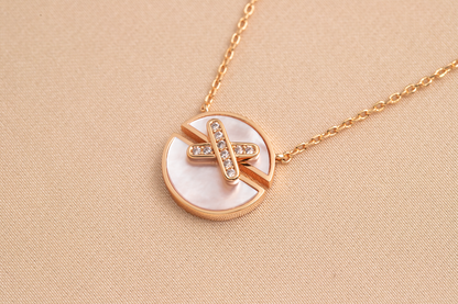 [Lucky Star]JEUX DE PINK GOLD DIAMOND NECKLACE