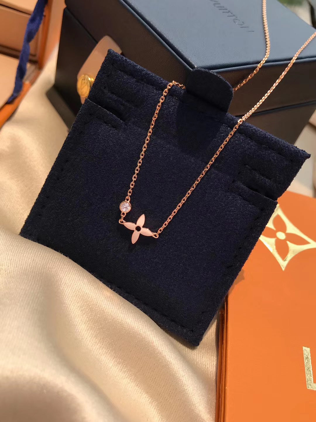 [Lucky Star]BLOSSOM PENDANT PINK GOLD AND DIAMOND