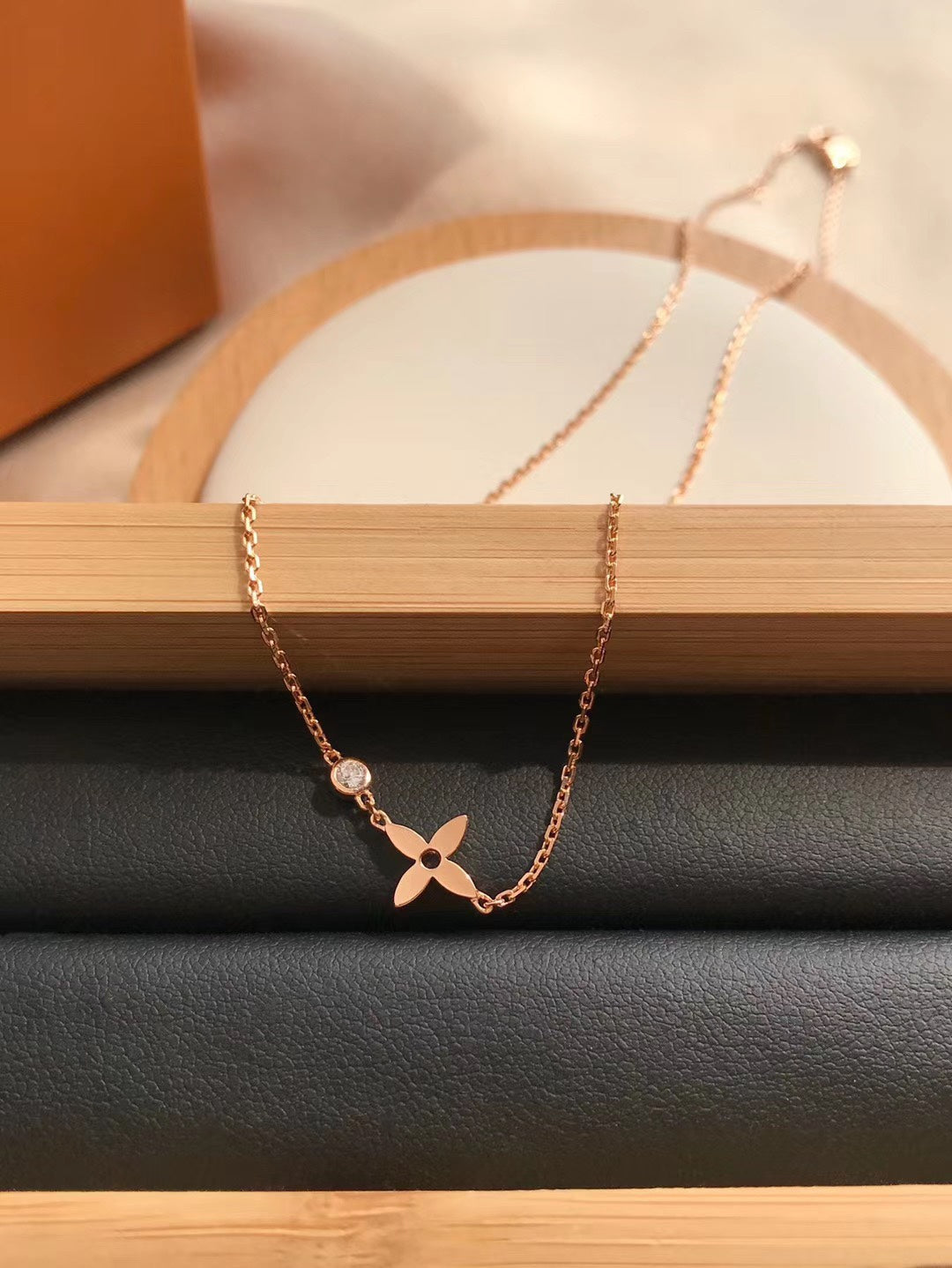 [Lucky Star]BLOSSOM PENDANT PINK GOLD AND DIAMOND