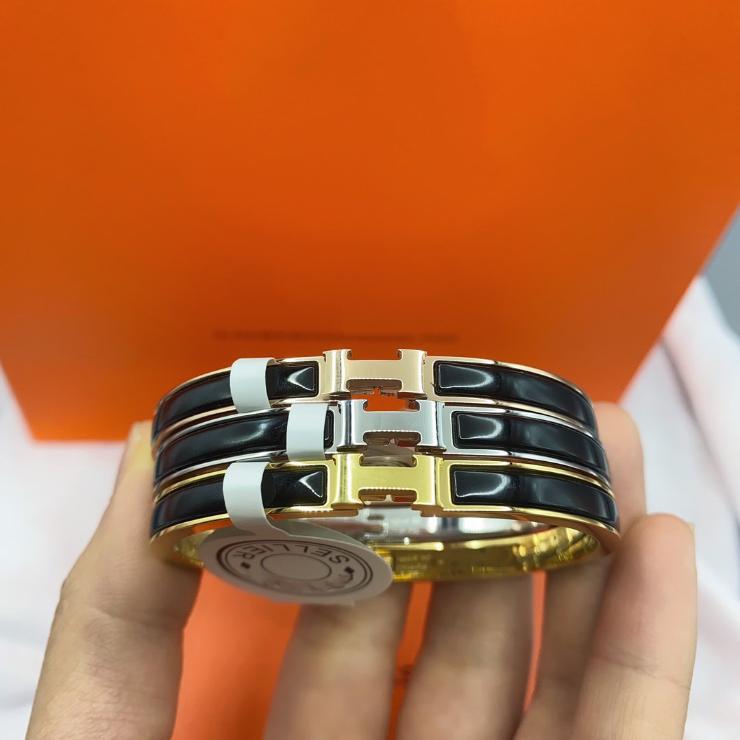 [Lucky Star]CLASSIC HM CLIC BLACK 8MM ENAMEL BRACELET