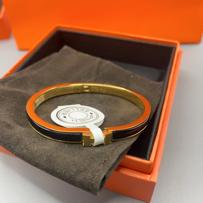 [Lucky Star]CLASSIC HM CLIC BLACK 8MM ENAMEL BRACELET