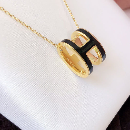 [Lucky Star]HM CLIC BLACK ENAMEL GOLD NECKLACE