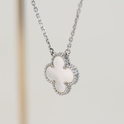 [Lucky Star]CLOVER  15MM WHITE MOTHER-OF-PEARL SILVER
