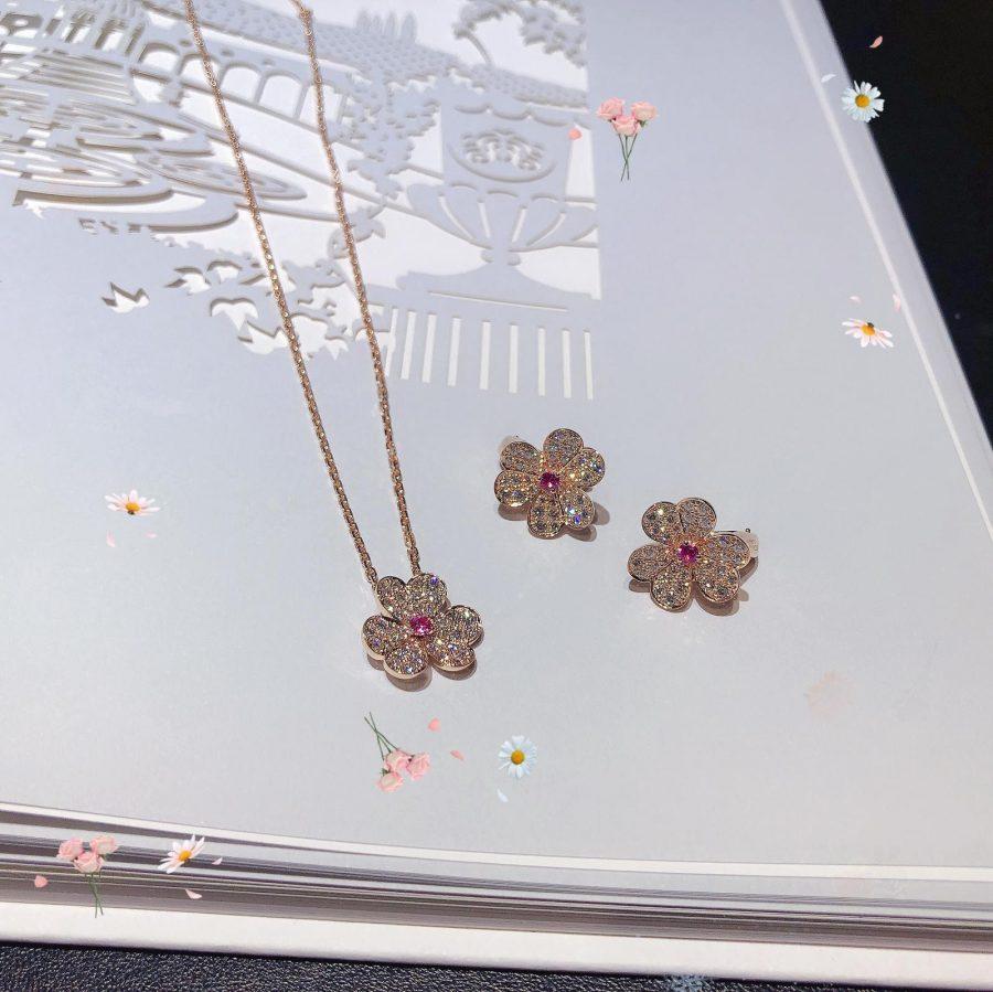 [Lucky Star]FRIVOLE PINK GOLD FLOWER DIAMOND EARRINGS