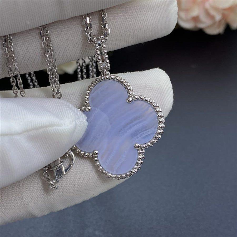 [Lucky Star]CLOVER SILVER CHALCEDONY BIG CLOVER NECKLACE