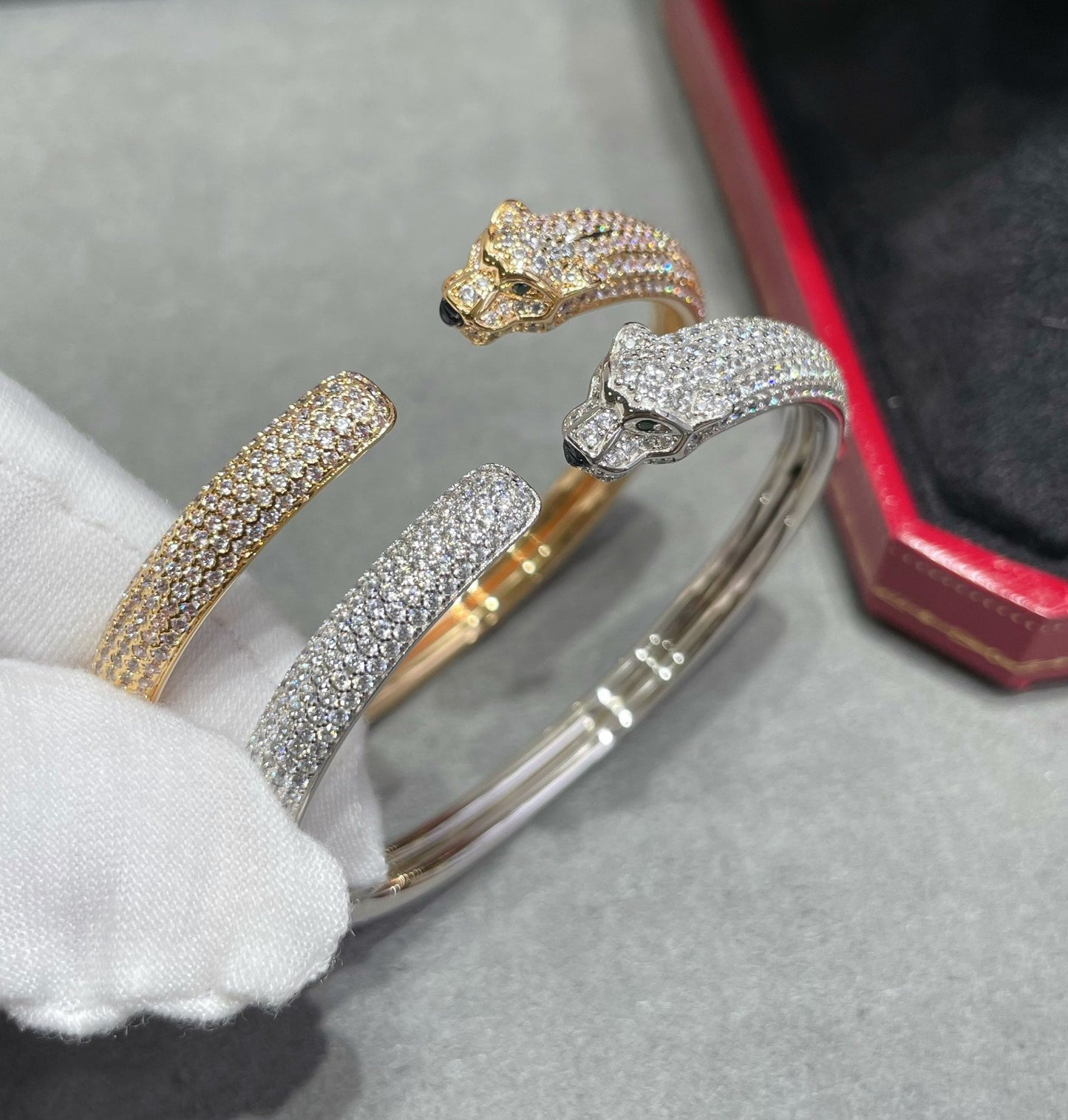 [Lucky Star]PANTHERE FULL DIAMOND OPEN BRACELET