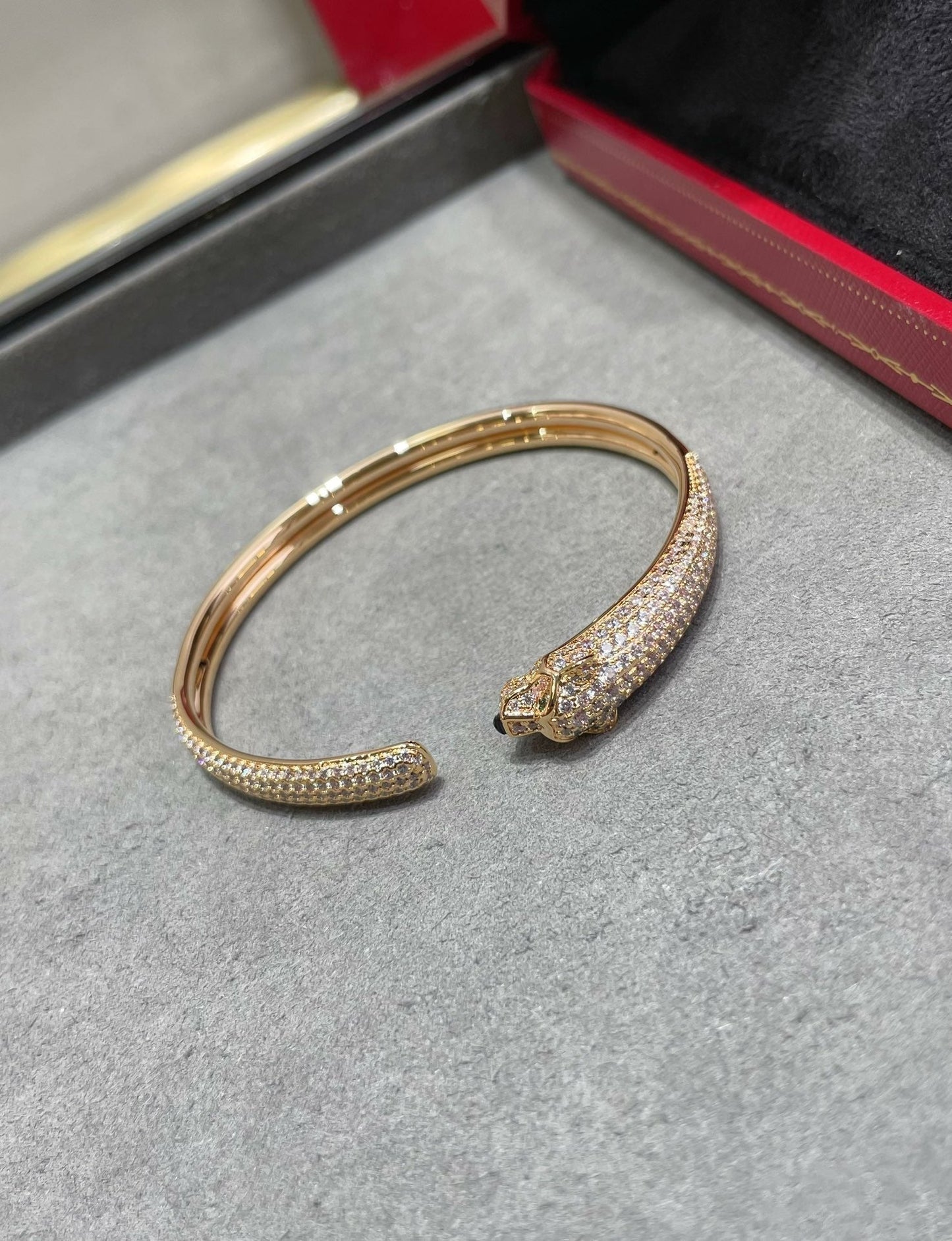[Lucky Star]PANTHERE FULL DIAMOND OPEN BRACELET