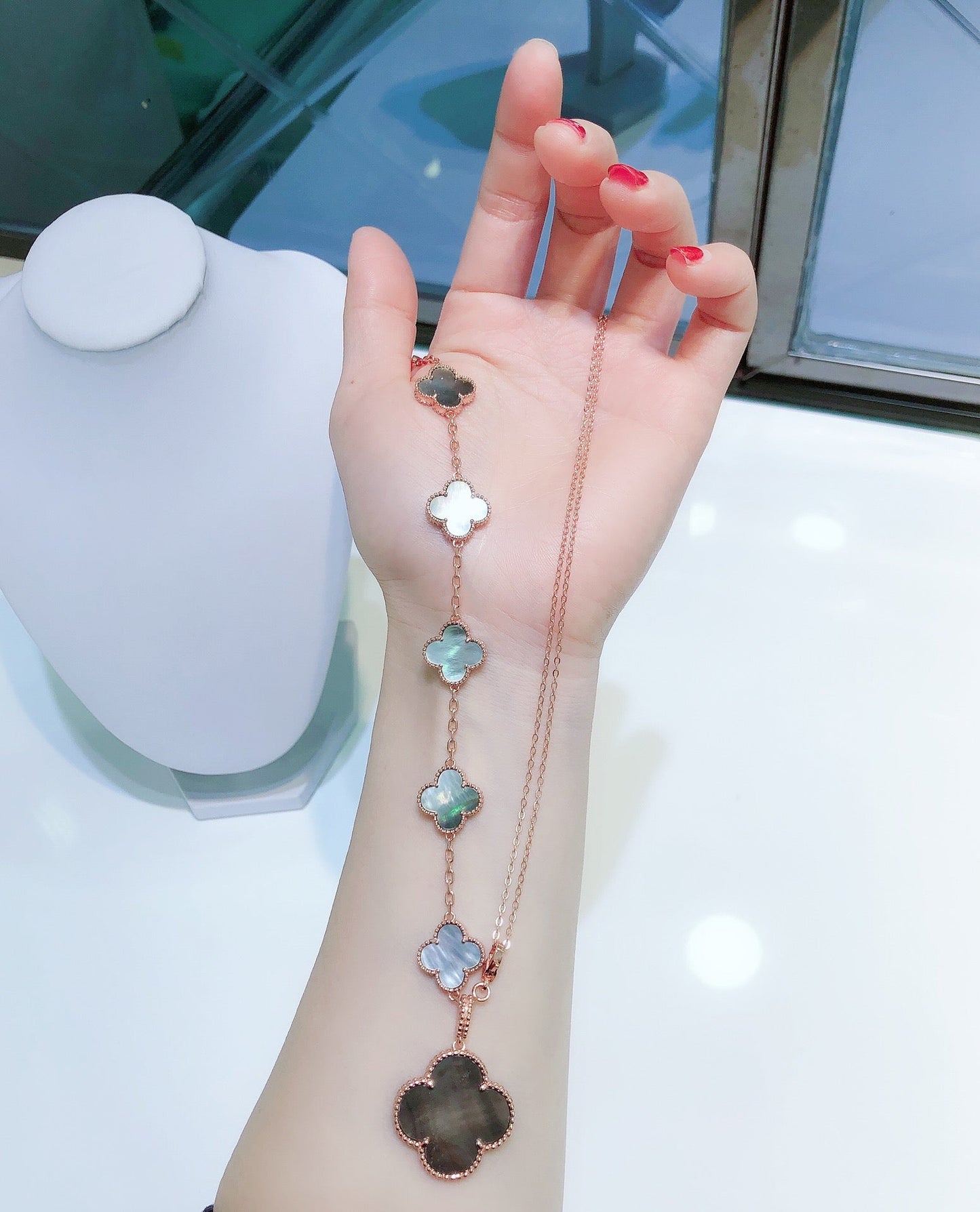 [Lucky Star]COMBINED BRACELET 5 MOTIFS AND NECKLACE DARK MOP ROSE GOLD